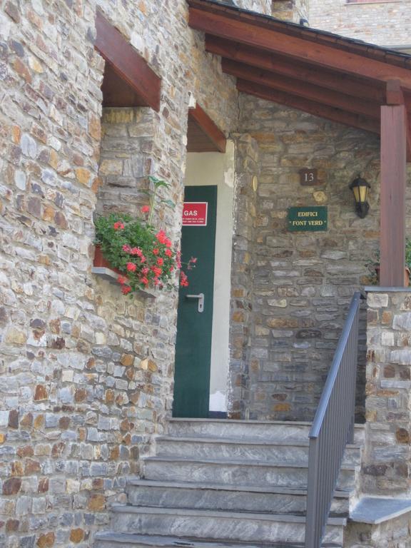 P&C Font Verd Canillo Eksteriør bilde